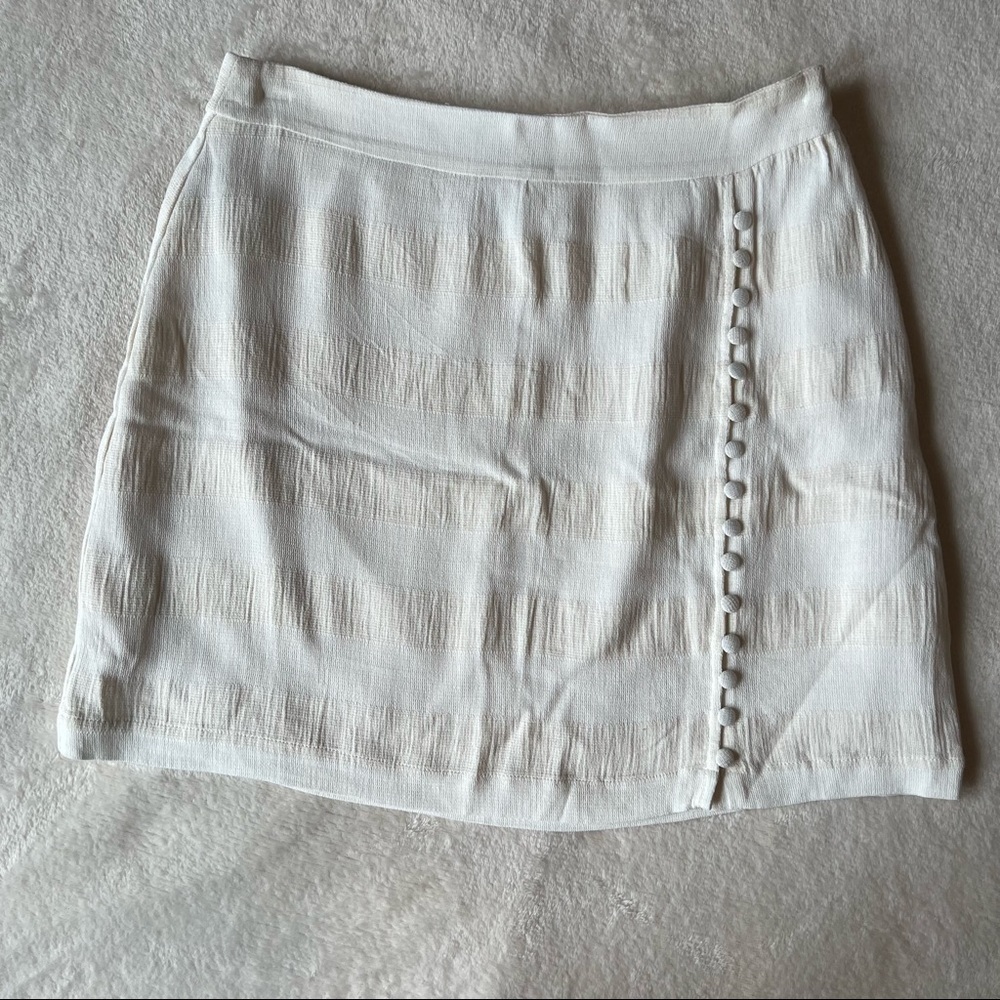 Forever 21 NWT White Ivory Striped Lined Short Mini Skirt Button Medium